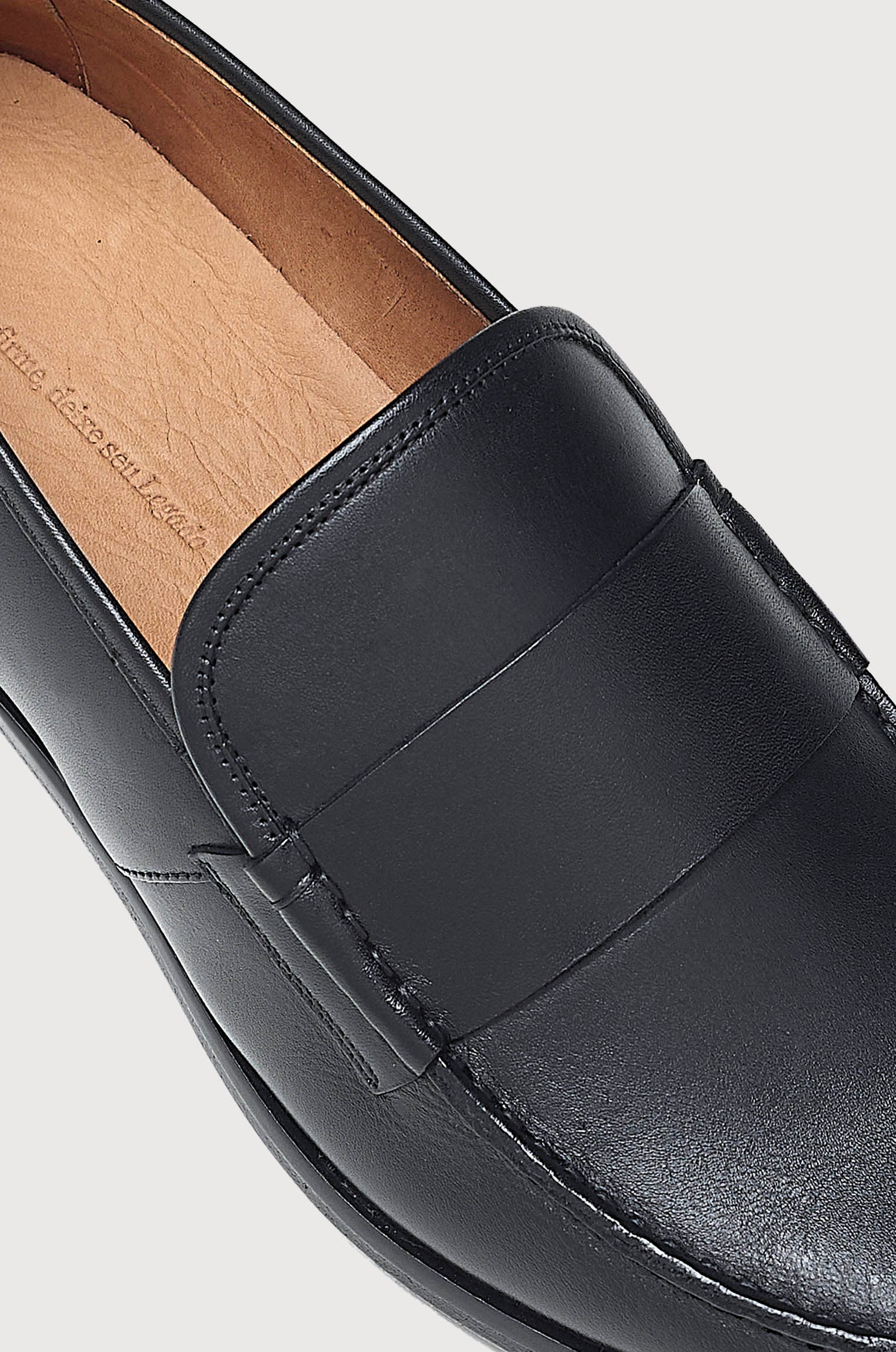 Sapato Mocassim Minimal Preto