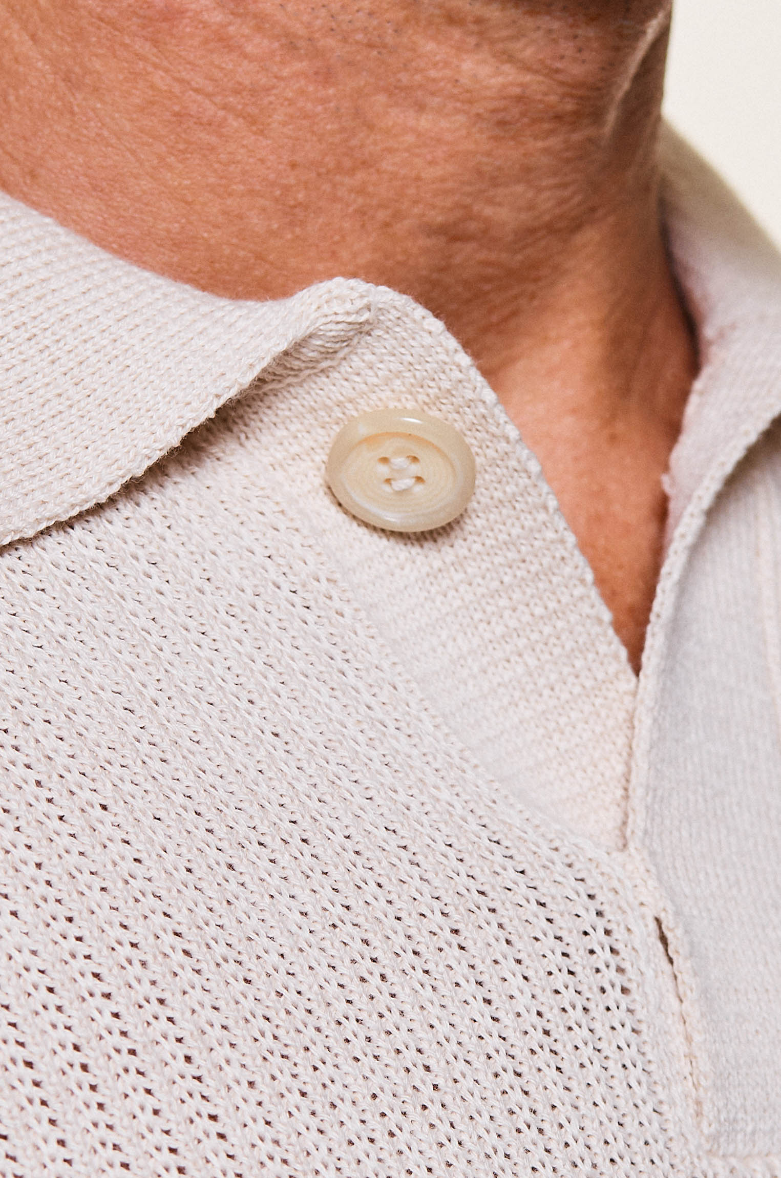 Manga Longa Polo Tricô Desagulhado Fresh Bege