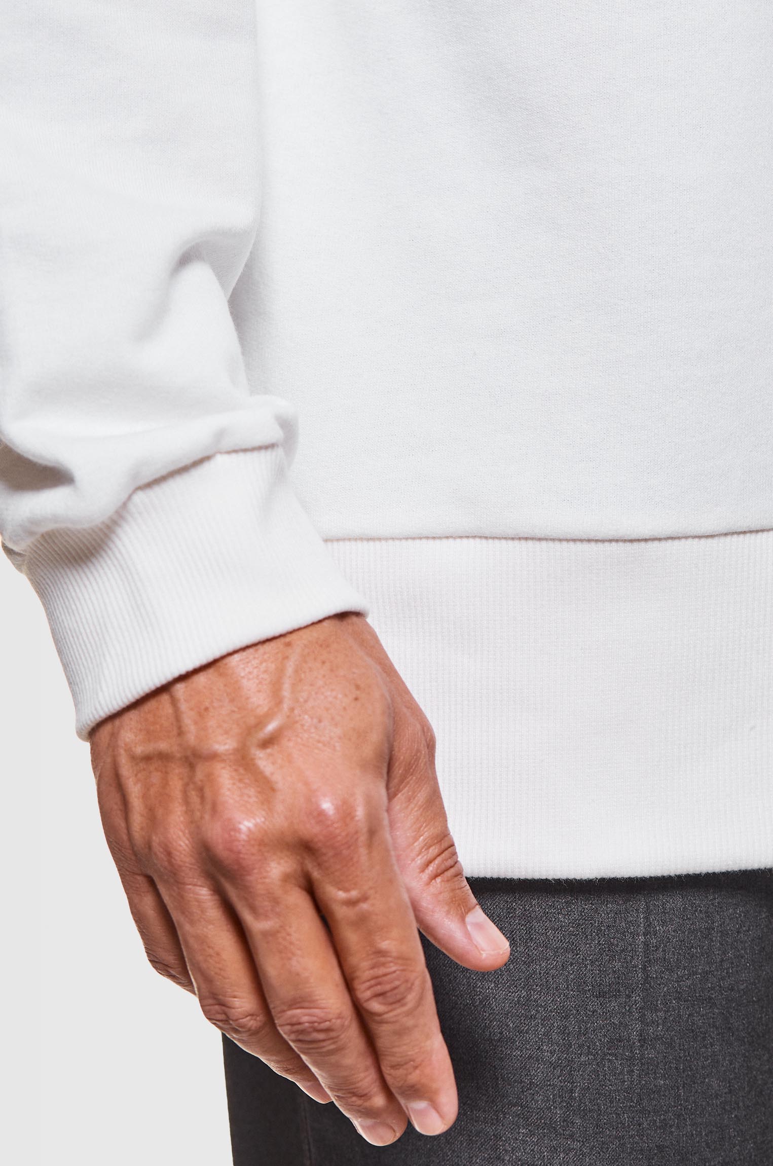 Moletom Decote V Off White