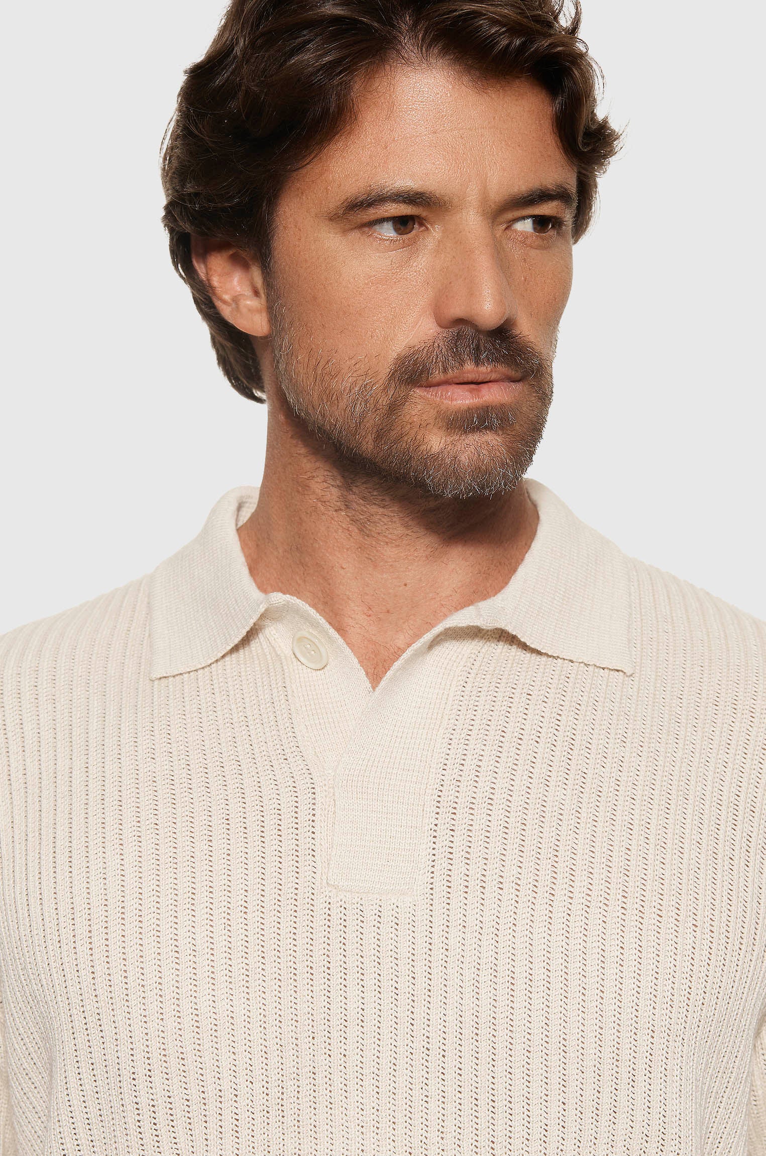 Polo Tricô Desagulhado Fresh Bege