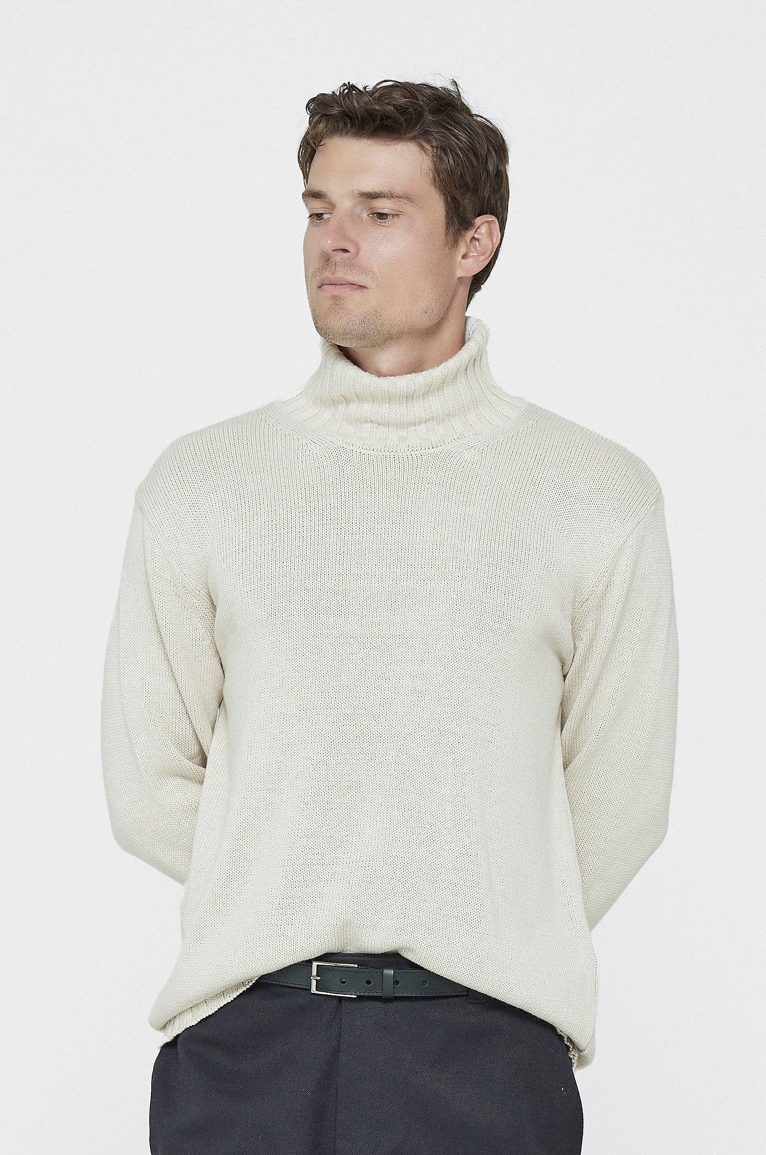 Tricô Gola Alta Bege