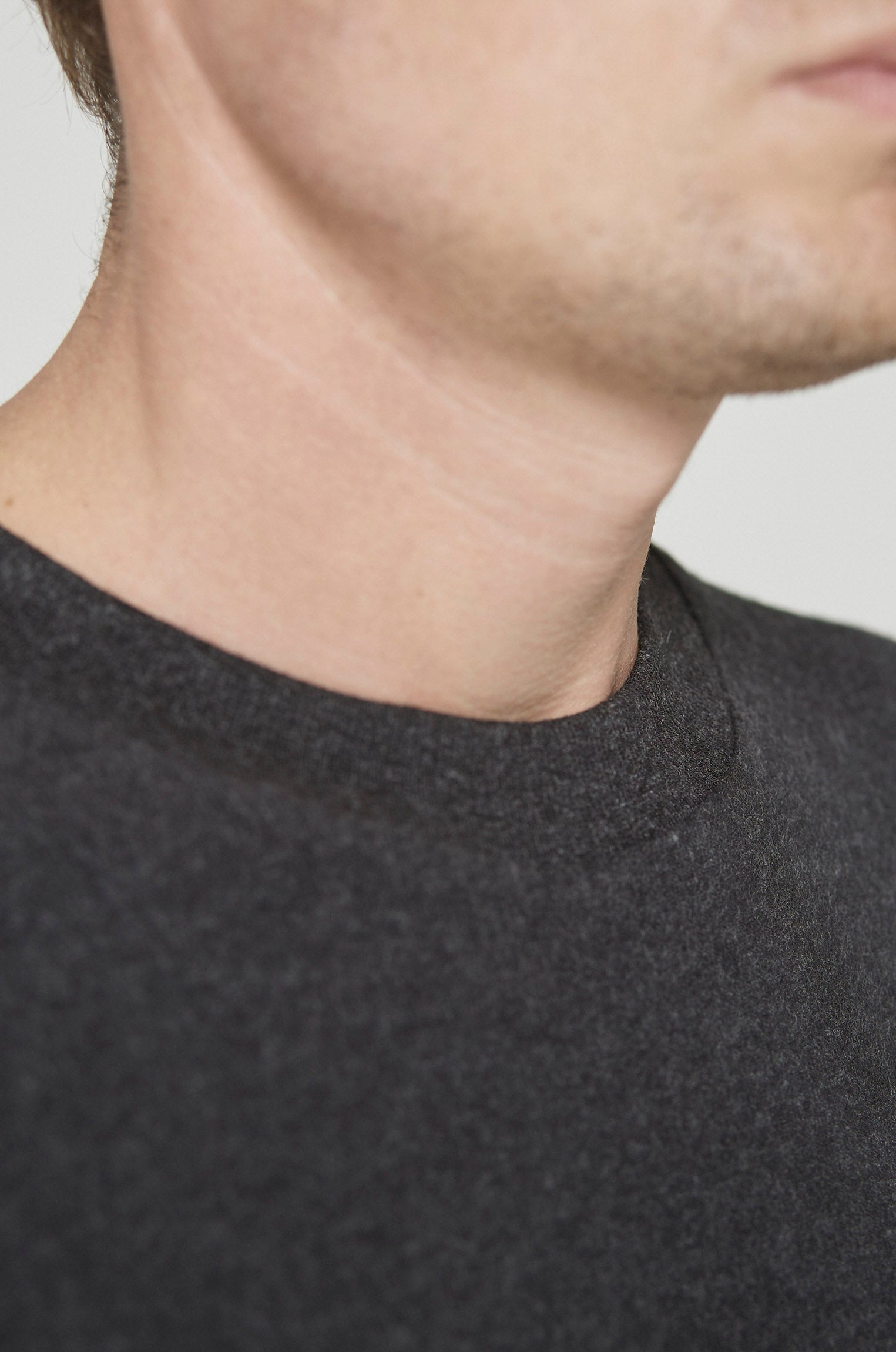 Manga Longa Toque Cashmere Preta