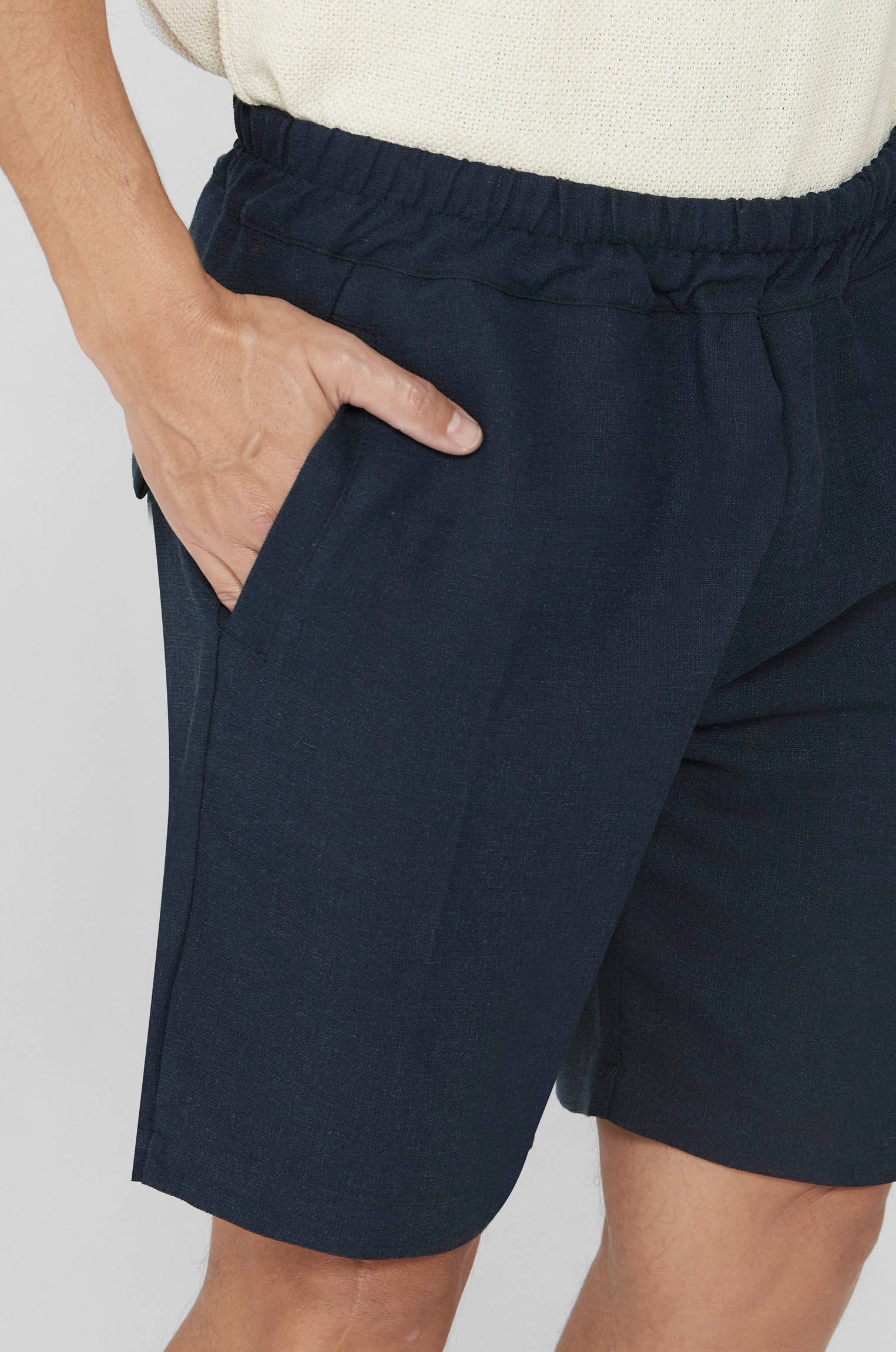 Bermuda Linho Tech Marinho