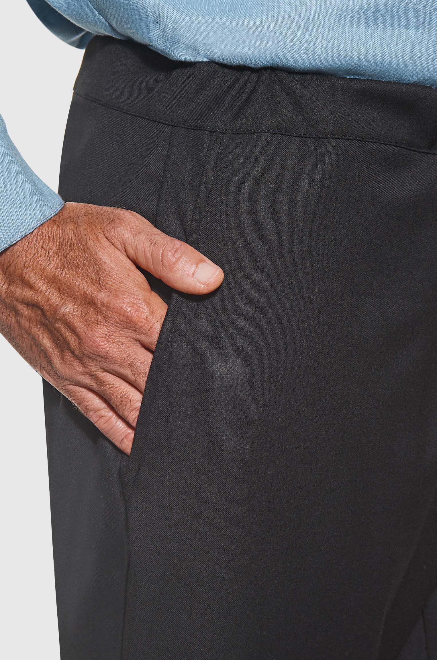 Calça Alfaiataria Tropical Preta