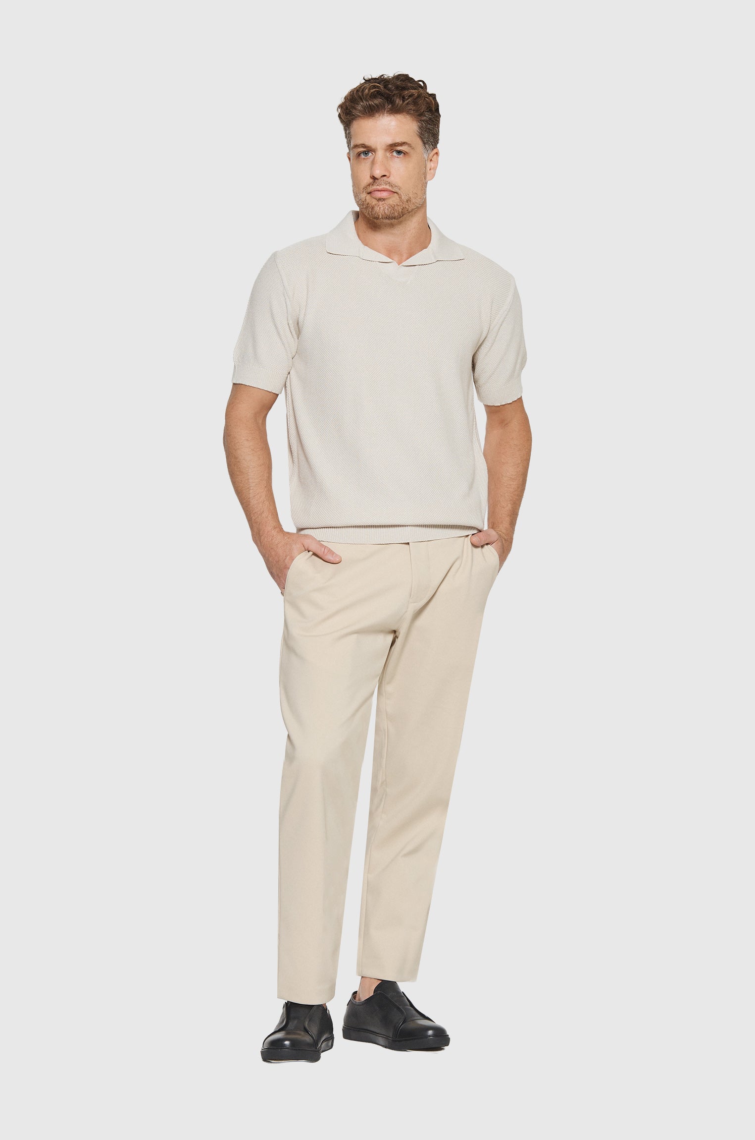 Polo Tricô em Ponto Crochê Texturizado Bege