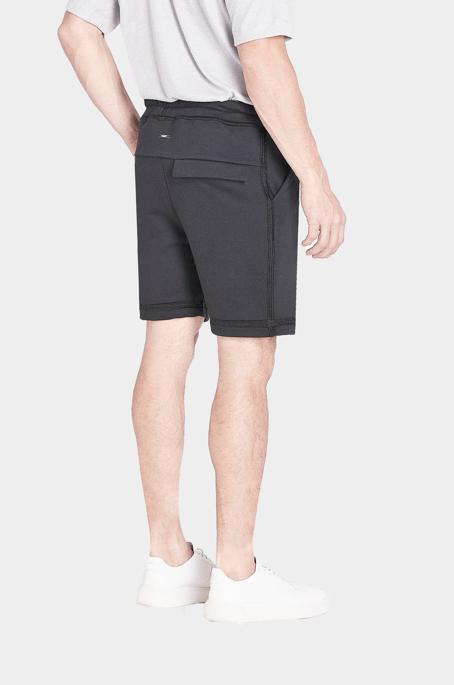 Bermuda Jogger Moletom Trama Preta