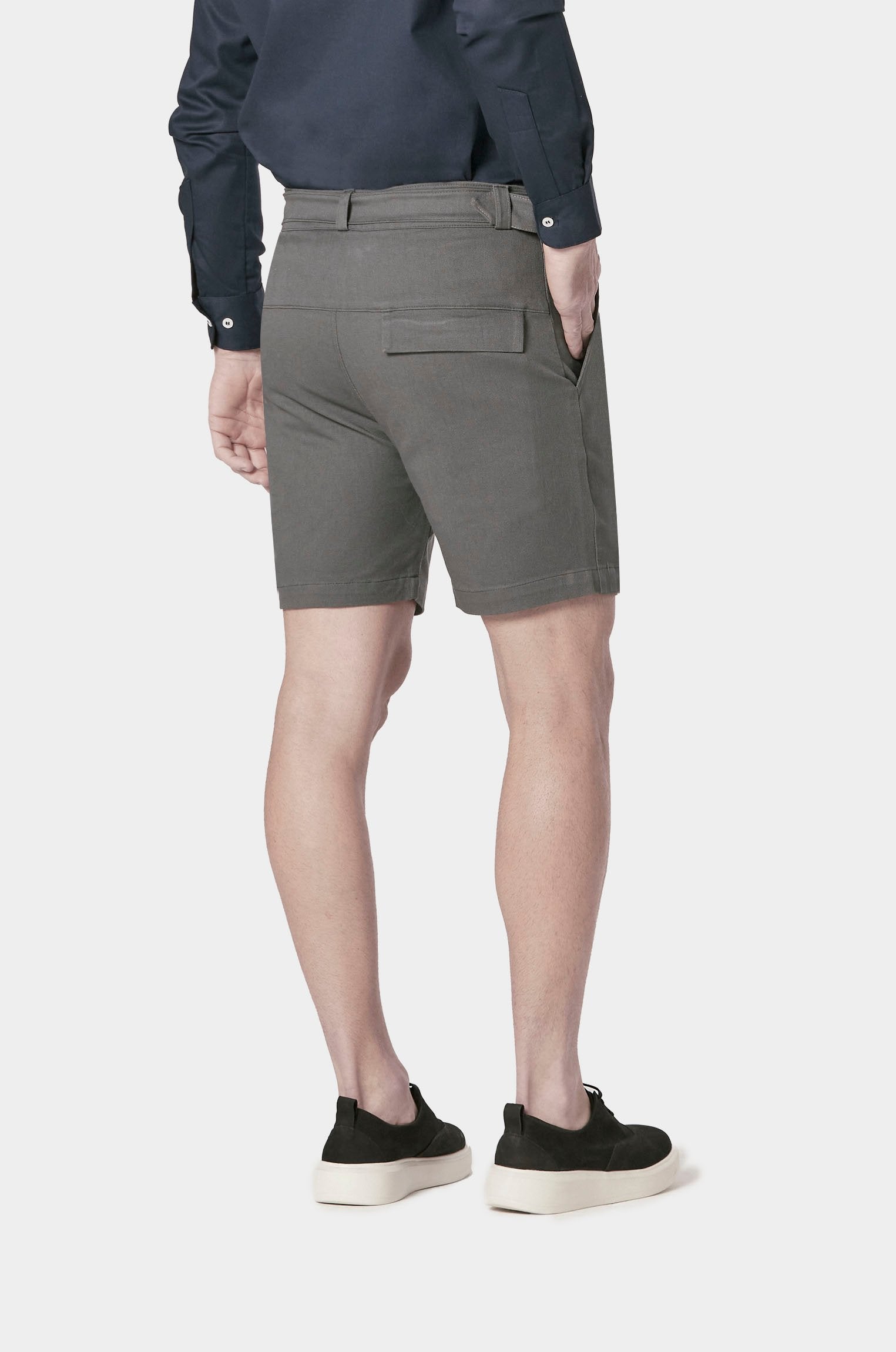 Bermuda Chino Modern Chumbo